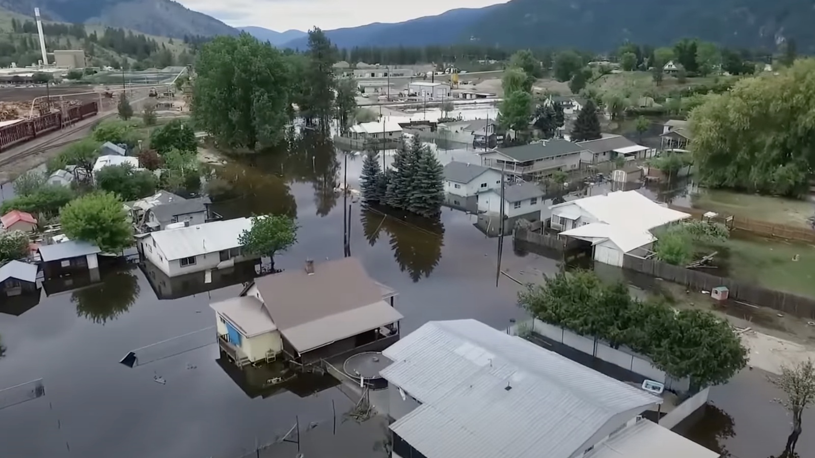 Trouble in the Headwaters - Vancouver Screening! thumbnail