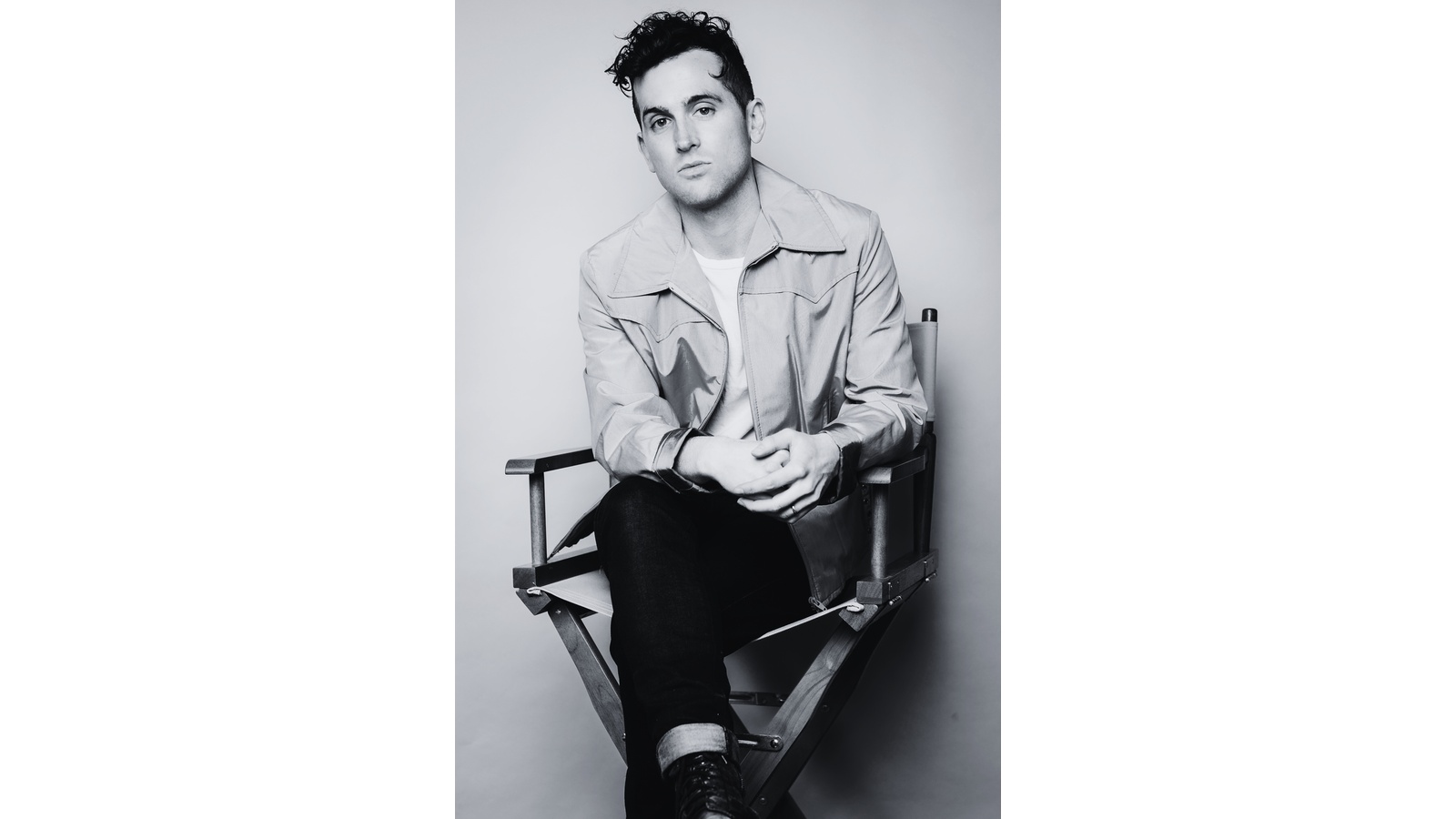 The Hot Seat - Scott Button thumbnail