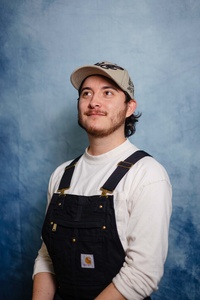 The Hot Seat - Luis Guerra thumbnail