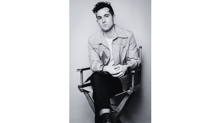 The Hot Seat - Scott Button thumbnail