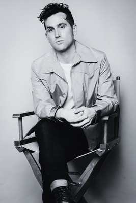 The Hot Seat - Scott Button thumbnail